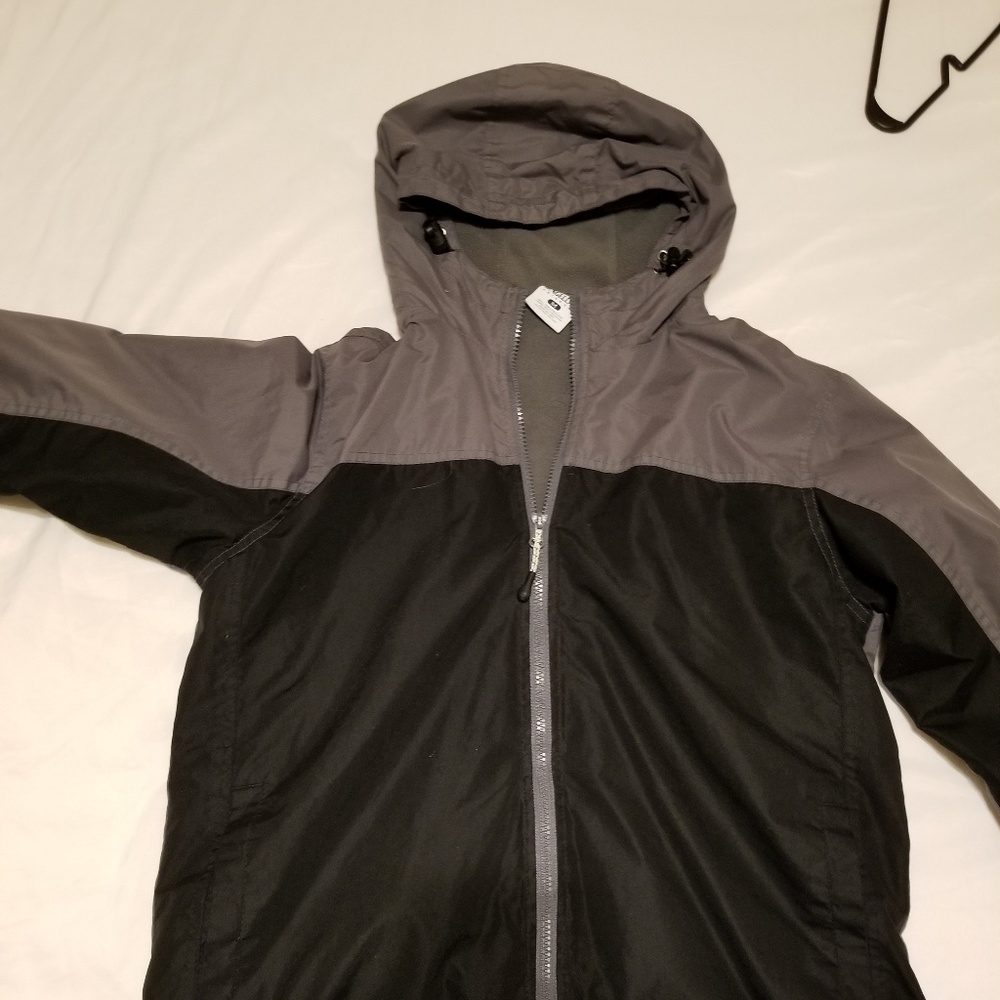 Magellan windbreaker